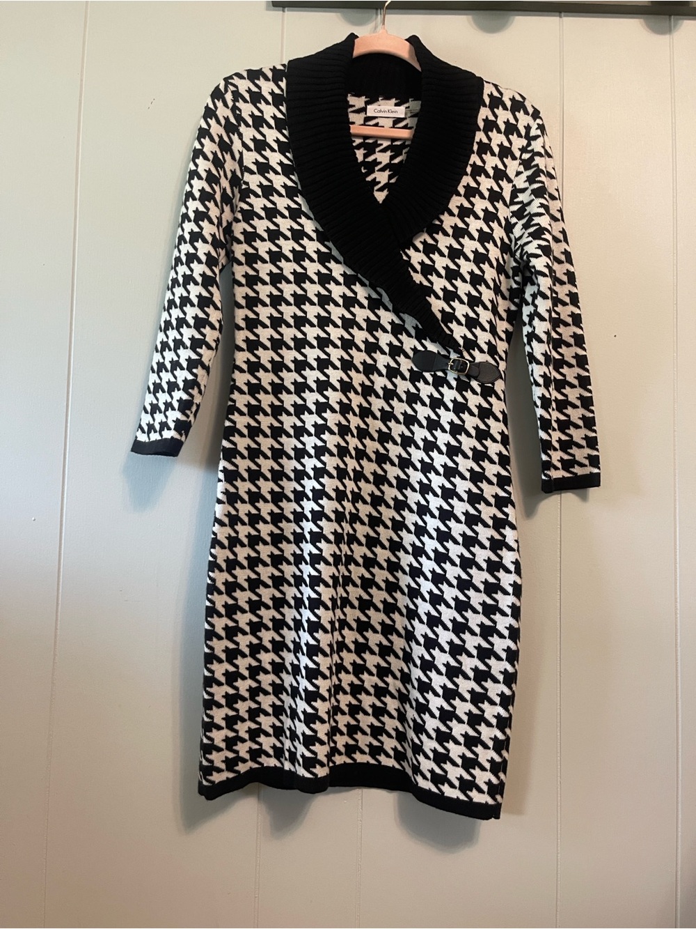 Calvin Klein v-neck houndstooth print sweater dress faux wrap small